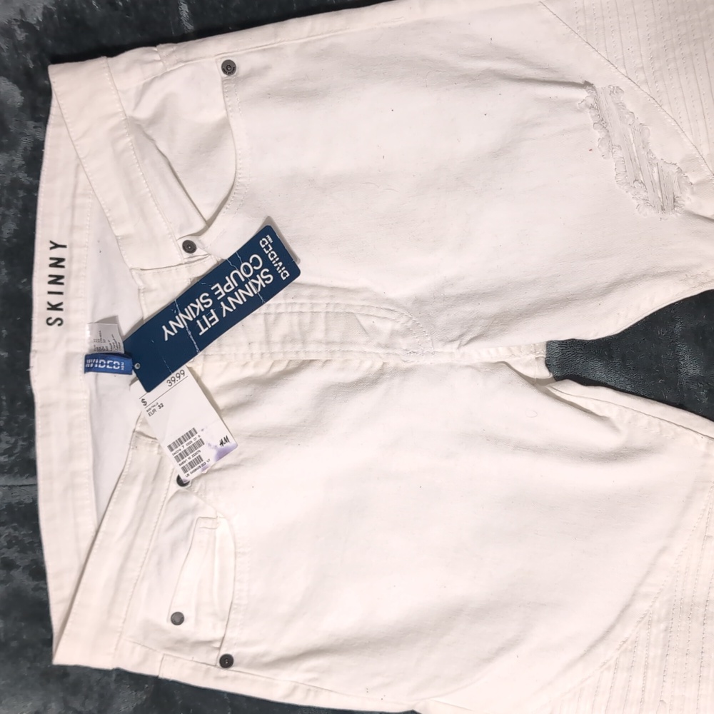 H&M White Skinny Jeans Men - Size: 32